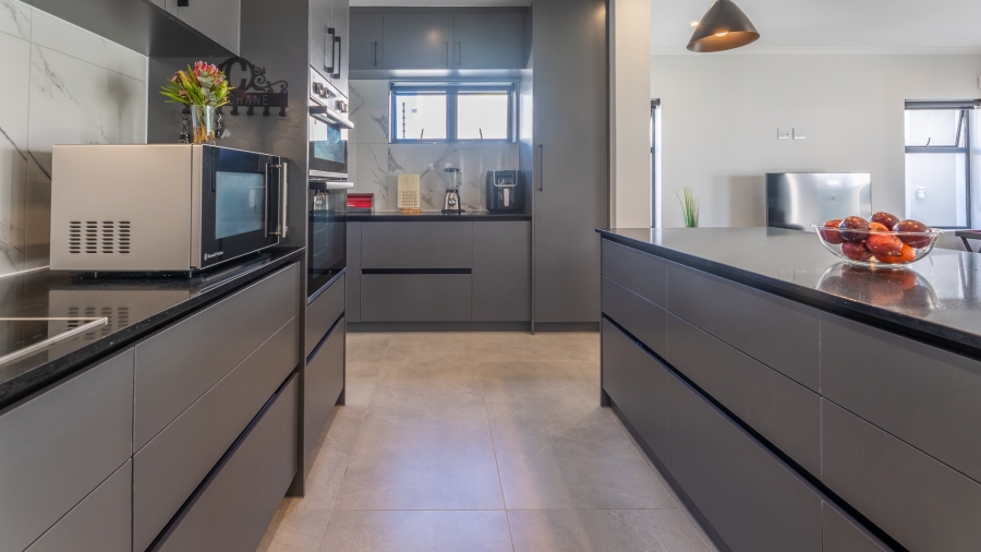 4 Bedroom Property for Sale in Sandown Western Cape